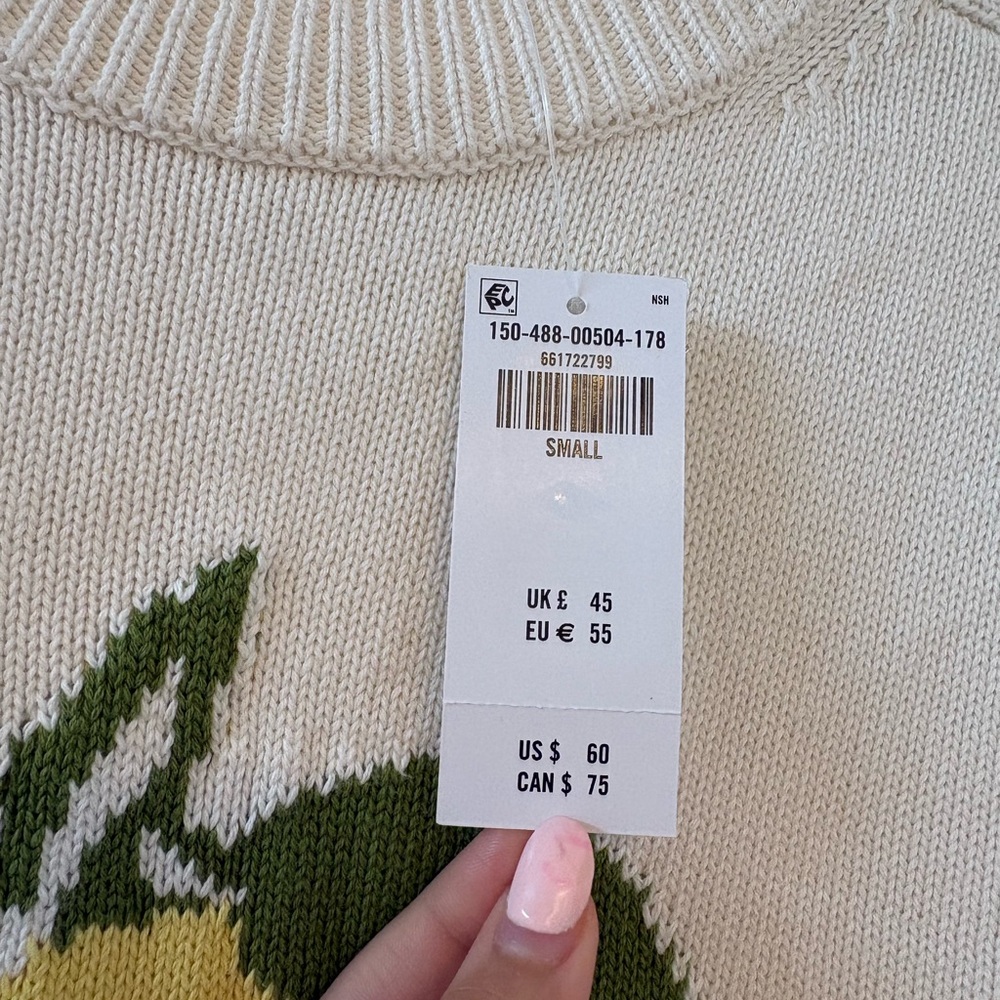 Abercrombie & Fitch Madeline lemon crew size small NWT - Picture 3 of 5
